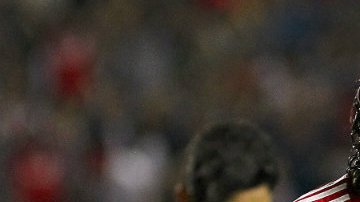 Gente cercana a Peña aseguran que se ha vuelto un futbolista al que le gusta la vida nocturna.