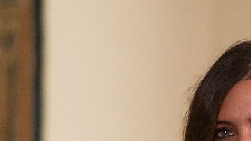 La pareja, que comenzó su relación en 2010, está esperando su segundo hijo que nacerá en junio.