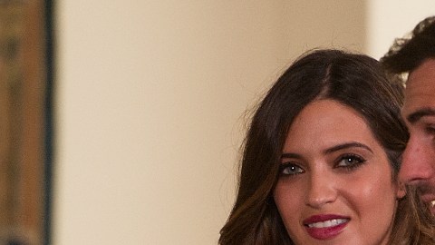 La pareja, que comenzó su relación en 2010, está esperando su segundo hijo que nacerá en junio.