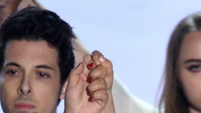 La cantante se ha convertido en una de las voces que lidera la campaña del gobierno para concienciar sobre  los abusos sexuales que suceden en las universidades del país.
