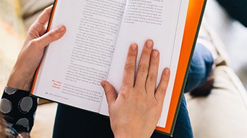 Habrá un gran venta de libros en San Francisco, todo por $3 o menos.