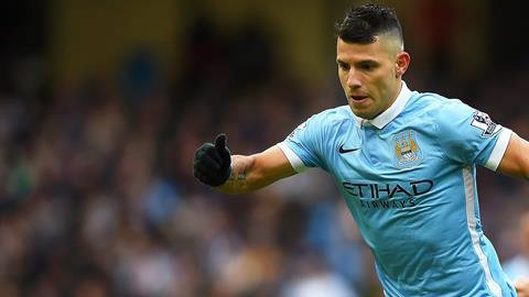 "Kun" Agüero pudo hacer poco para marcar diferencia en favor del Manchester City.