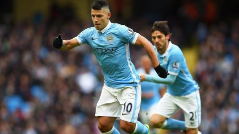 "Kun" Agüero pudo hacer poco para marcar diferencia en favor del Manchester City.