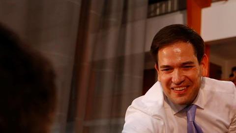 El senador federal por Florida Marco Rubio fue fallido candidato a presidente y dijo que no volvería a presentarse para su curul este año, pero ahora está cambiando de opinión.