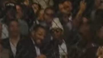 Eufórica lucía Miesha Tate tras dejar casi inconsciente a Holly Holm enla pelea estelar femenina de UFC 196.