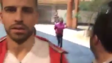 Esta mujer enloqueció al tener tan de cerca a Gerard Piqué.