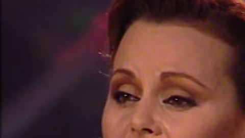 Después de más de cuarenta años de carrera musical en lo más alto, "Marieta", como la conocían sus amigos, murió a los 69 años víctima de un cáncer.
