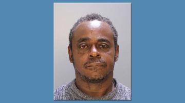 Ronald Stanley fue acusado de varios crímenes, entre ellos homicidio, tras atacar a varios con un puñal en Filadelfia.