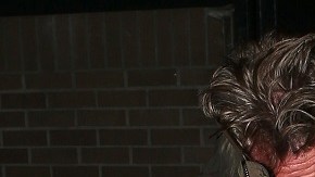 Así fue cómo salió de un restaurante Sean Penn en Santa Mónica, California.