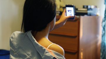 El problema del sexting sigue creciendo entre los adolescentes. /ARCHIVO
