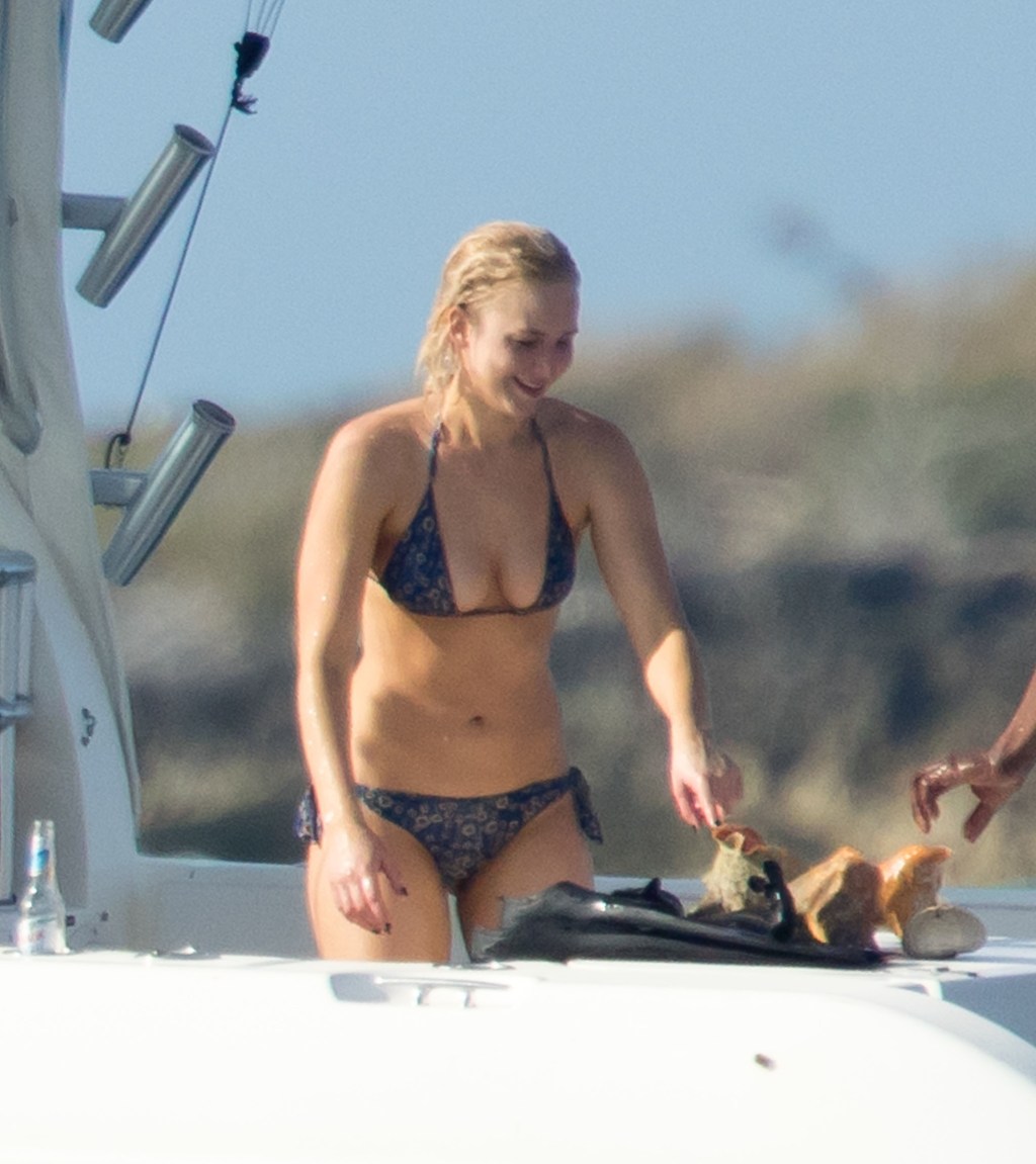  Bahamas, March 05, 2016. Jennifer Lawrence shows off her bikini body while diving for Conch in the Bahamas. Jennifer dived off a boat with friends to look for the local delicacy. After the group collected a good haul she was showered by the boat captain and opened a beer using the top of a water bottle. She then washed her mouth out with beer and spat over the side of the boat before checking the Conch, a sea snail in a bright shell. The captain then showed her how to pull them out of the shell.