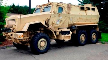 El vehículo resistente a minas fue uno de los equipos militarizados proveídos por medio del programa 1033 del Pentágono.