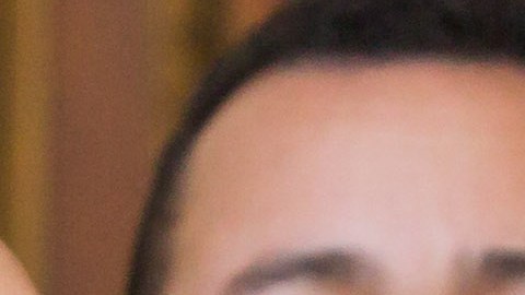 El presidente de la Asamblea Nacional (AN) por el Partido Acción Democrática (AD) Henry Ramos Allup (c) a su salida del hemiciclo de sesiones de la Asamblea Nacional en Caracas