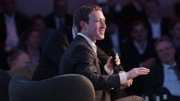 Mark Zuckerberg, fundador de Facebook, apoya legalmente la acción ejecutiva junto a otras personalidades del mundo tecnológico. (KAY NIETFELD/AFP/Getty Images)