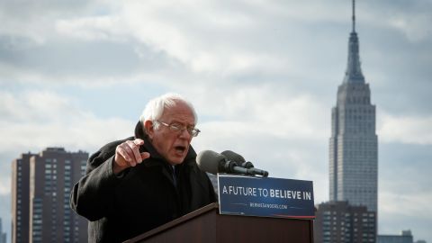 El precandidato demócrata Bernie Sanders ganó en el caucus de Wyoming.