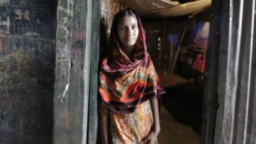 Abandonada como una esposa con sólo 16 años, Asma lucha por mantenerse independiente.