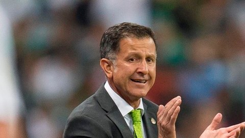 Juan Carlos Osorio se cura en salud para la Copa América Centenario.