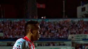 Kevin Chaurand y su festejo del gol que le dio el triunfo al Necaxa.