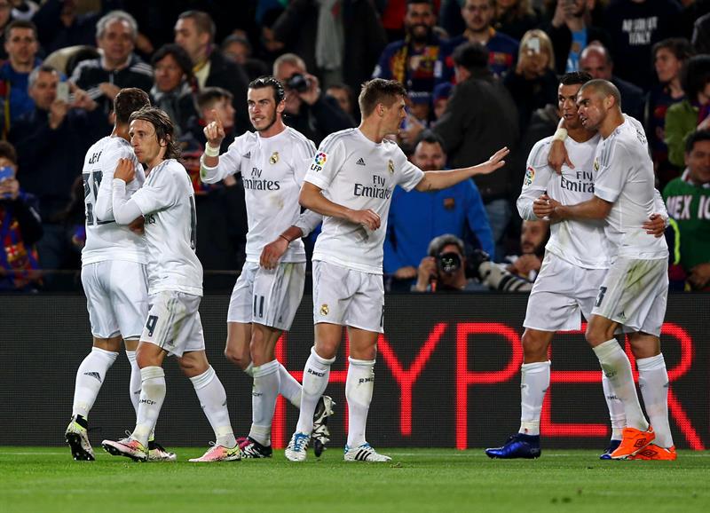 Real Madrid cobra venganza y derrota al Barcelona en el Camp Nou