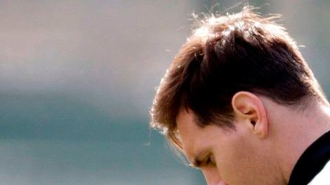 Lio Messi no sale de asuntos legales derivados de sus derechos de imagen y contratos deportivos y publicitarios.