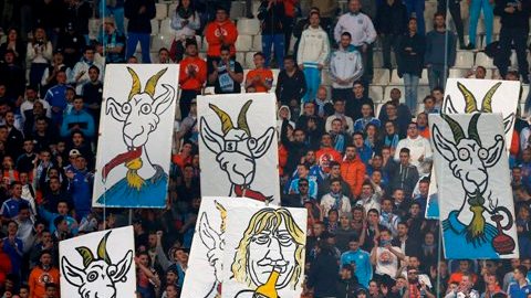 Las 'cabras' en la tribuna del Olympique de Marsella.