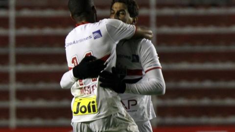 De la altura de La Paz, a la altura de Toluca. Sao Paulo no la tiene fácil.
