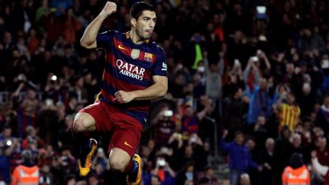 Luis Suárez consiguió un póker en la goleada sobre el Gijón.