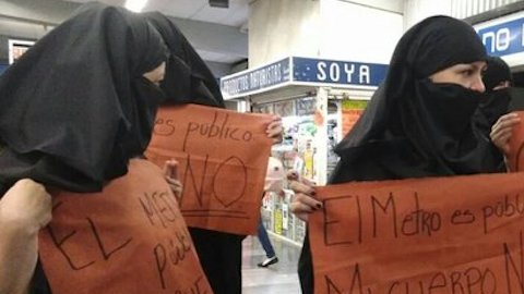 Las manifestantes pertenecen al Grupo de Información en Reproducción Elegida (GIRE).