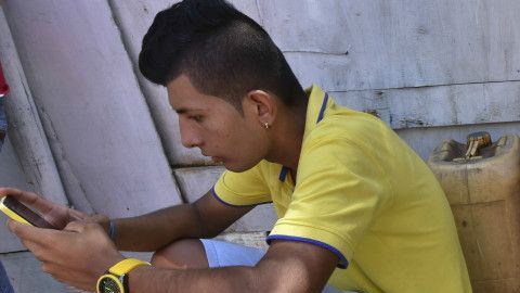 Los más acostumbrados al uso de la tecnología no se verán tan afectados ya que encontrarán alternativas en internet.