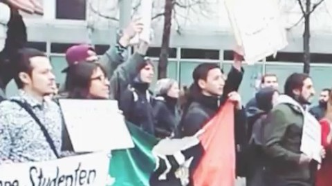 Desde la semana pasada, colectivos integrados por mexicanos y personas de diversas partes del mundo rechazaron la vista del Presidente Enrique Peña Nieto a Alemania.