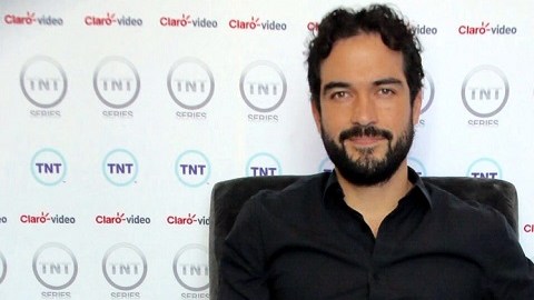 El actor Alfonso Herrera pronto dejará la imagen del joven adolescente rebelde de "RBD".