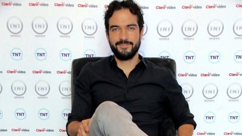 El actor Alfonso Herrera pronto dejará la imagen del joven adolescente rebelde de "RBD".