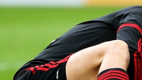 Chicharito se lesiona