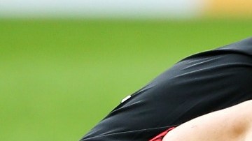 Chicharito se lesiona