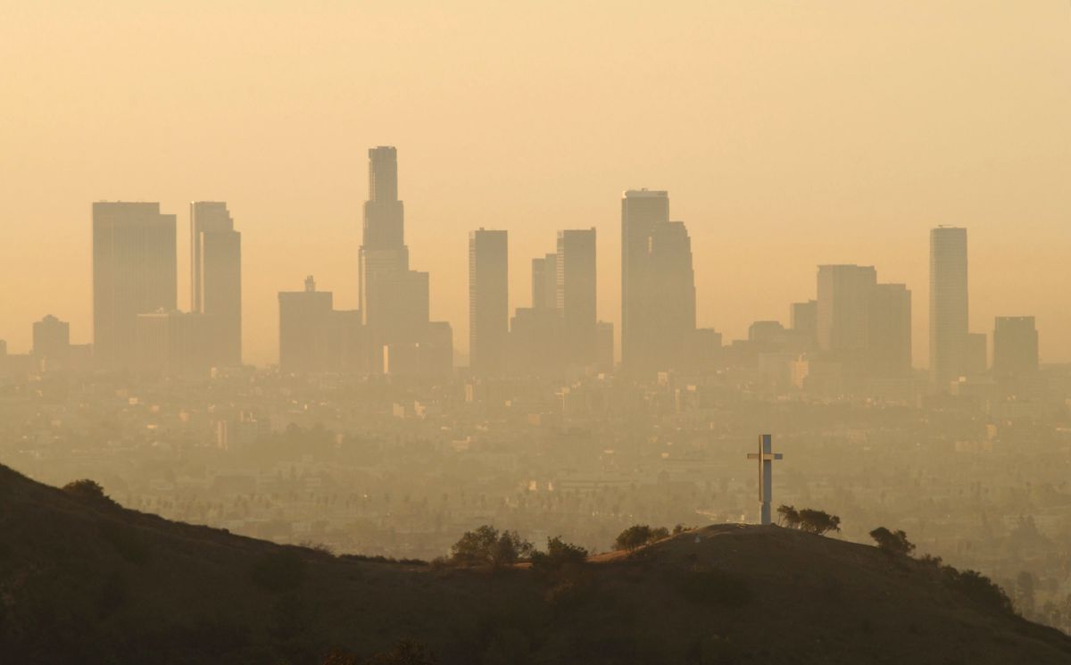Los Angeles tiene altos niveles de contaminación en su aire.