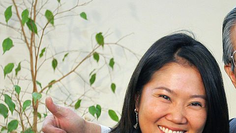 Cuando Alberto Fujimori se divorció de su esposa Susana Higuchi, la actual candidata Keiko Fujimori, ejerció de primera dama.