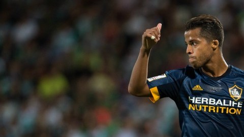 Giovani Dos Santos, mediocampista del LA Galaxy