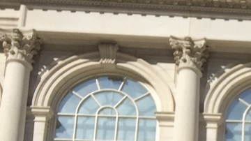 Dolores Huerta se une a la lucha para cancelar los contratos del sheriff con escuelas y ciudades del Antelope Valley. (El Diario)