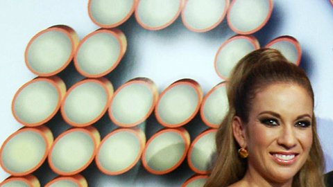 Si Ingrid vuelve a desacatar una orden de presentación en los juzgados, las autoridades podrían aprehenderla.
