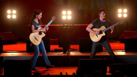 Rodrigo y Gabriela regresan al Hollywood Bowl este verano.