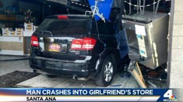 José Franco fue arrestado por estrellar su coche contra la fachada de la tienda de su novia.
