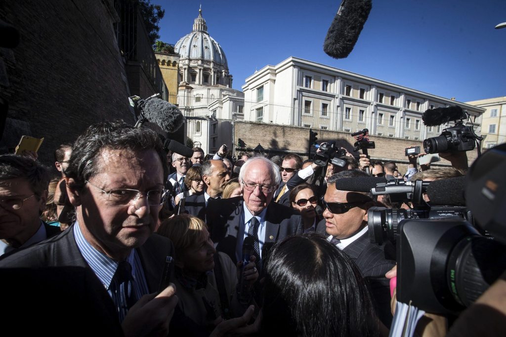 Bernie Sanders cuando visitaba el Vaticano el viernes. EFE