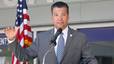 Alex Padilla, secretario de Estado de California (Aurelia Ventura/ La Opinion)