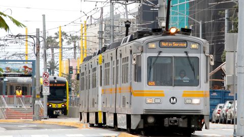 La Línea Metro Expo a Santa Monica empezó a operar el 20 de mayo.