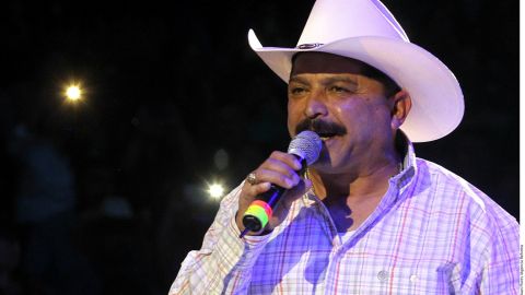 Un infarto al corazón acabó con la vida de Emilio Navaira.