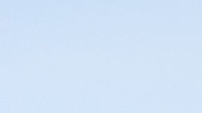 James Snead señala el lugar donde fue construida la represa San Francisco en la quebrada San Francisquito al norte de Santa Clarita, California.