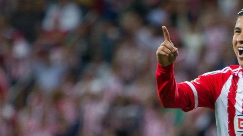 A pesar del interés del Palermo, Matías Almeyda prefiere que López se quede en Chivas para crecer lo que le falta.