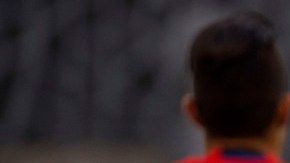 Oribe Peralta festeja el gol del triunfo del América sobre Chivas.