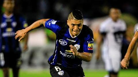 Pumas salvó el desastre con un gol casi al final del segundo tiempo.