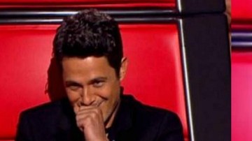 “Tú como ni siquiera cantas, no debes de tener a nadie que cante por ti”, aseguró Sanz a Balvin.